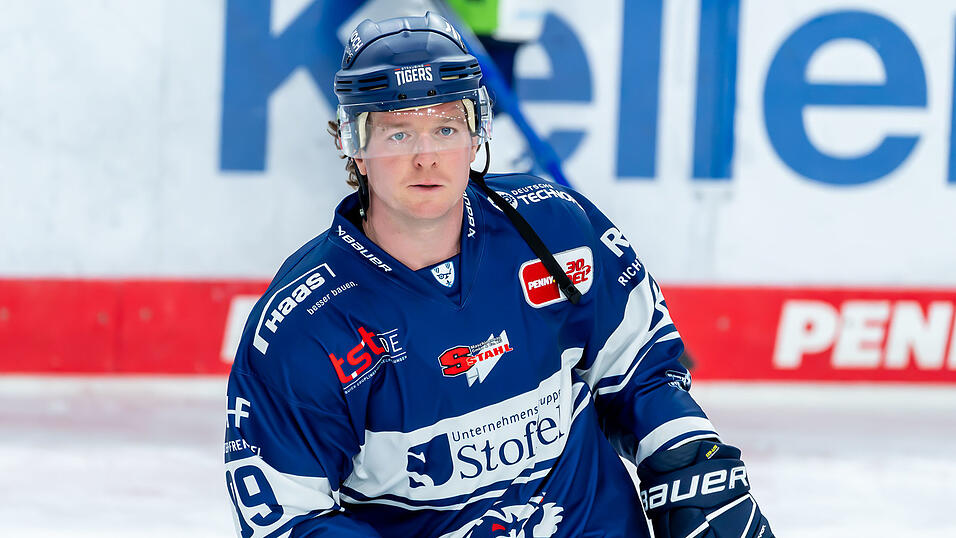 Jede Menge Routine bringt Mark Zengerle von der Straubing Tigers mit zu den Augsburg Panthern. Jede Menge Routine bringt Mark Zengerle von der Straubing Tigers mit zu den Augsburg Panthern.