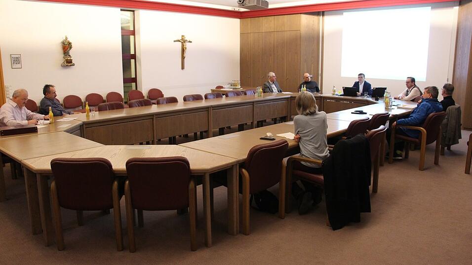 Im Hauptausschuss wurde am Montagabend der Haushalt 2025 vorberaten.