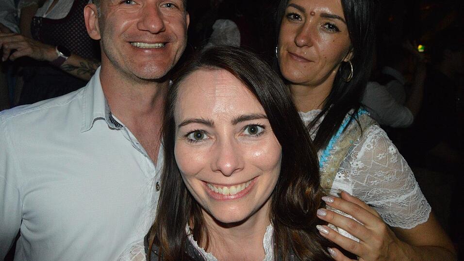 Auch am Samstag besuchten viele Landshuter die Dult.