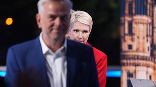 Die AfD mit Leif-Erik Holm landete bei der Landtagswahl vor der SPD um Ministerpräsidentin Manuela Schwesig. Die AfD mit Leif-Erik Holm landete bei der Landtagswahl vor der SPD um Ministerpräsidentin Manuela Schwesig.