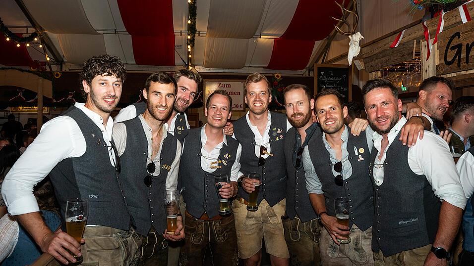 Die Partybilder vom Freitag, 14. August, aus dem Festzelt Greindl. Die Partybilder vom Freitag, 14. August, aus dem Festzelt Greindl.