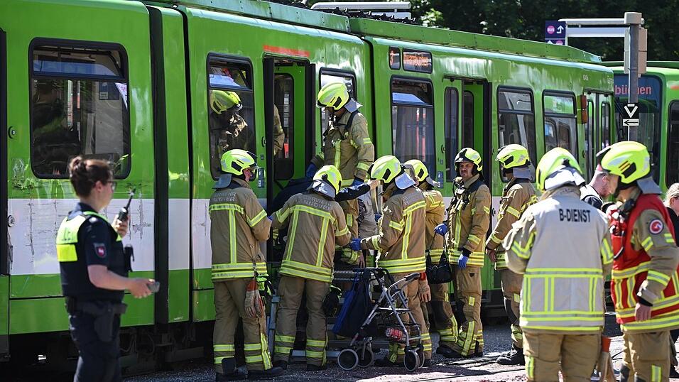 Die beiden Bahnen waren kollidiert.