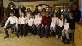 Zahlreiche Ehrungen standen wieder bei der Jahreshauptversammlung der Wasserwacht Viechtach auf der Tagesordnung. Zahlreiche Ehrungen standen wieder bei der Jahreshauptversammlung der Wasserwacht Viechtach auf der Tagesordnung.