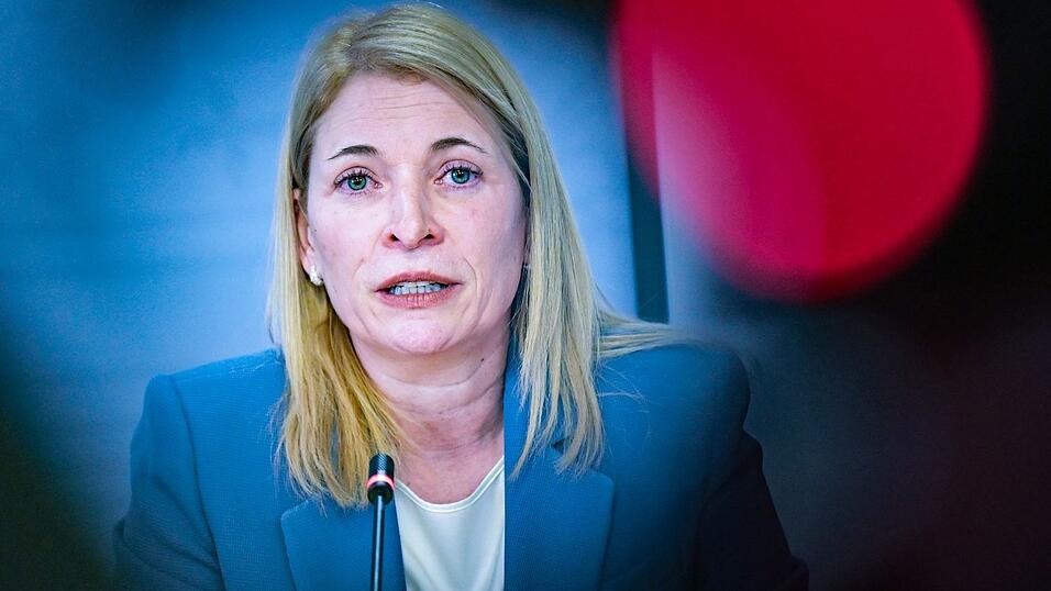 Soll besser von der Bundesregierung unterstützt werden: Bahnchefin Palla. (Archivbild) Soll besser von der Bundesregierung unterstützt werden: Bahnchefin Palla. (Archivbild)