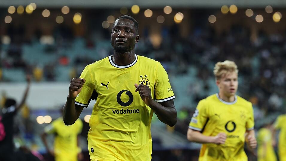 Guirassy bejubelt das frühe Führungstor des BVB. Guirassy bejubelt das frühe Führungstor des BVB.
