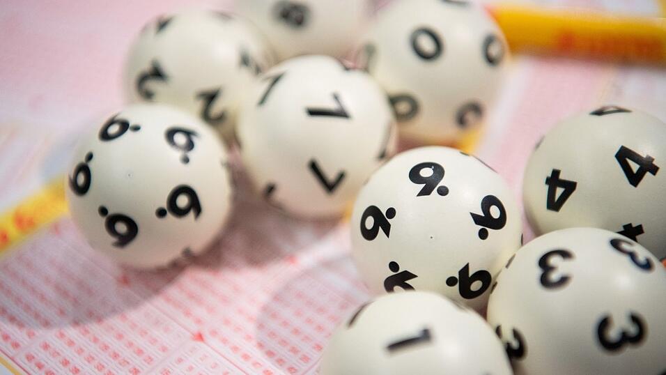 Wieder hat niemand den Lotto-Jackpot geknackt. (Symbolbild) Wieder hat niemand den Lotto-Jackpot geknackt. (Symbolbild)