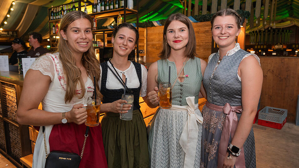 Die Partybilder vom Montag, 21. August 2023, aus dem Festzelt Wenisch. Die Partybilder vom Montag, 21. August 2023, aus dem Festzelt Wenisch.