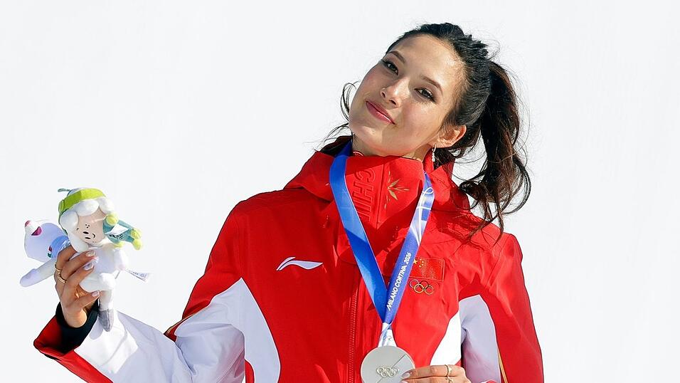 Die in den USA geborene und f&uuml;r China startende Eileen Wu wei&szlig;, was Hasskommentare bedeuten.