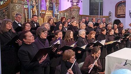 Die Chorgemeinschaft beim Herbstkonzert im Jahr 2023.