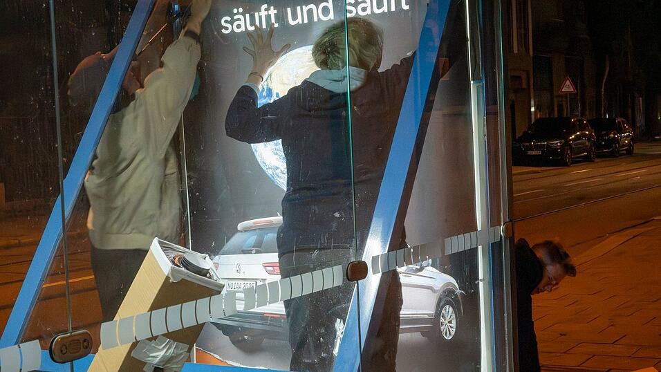 Mit der Aktion will Attac gegen den von Autoindustrie protestieren.