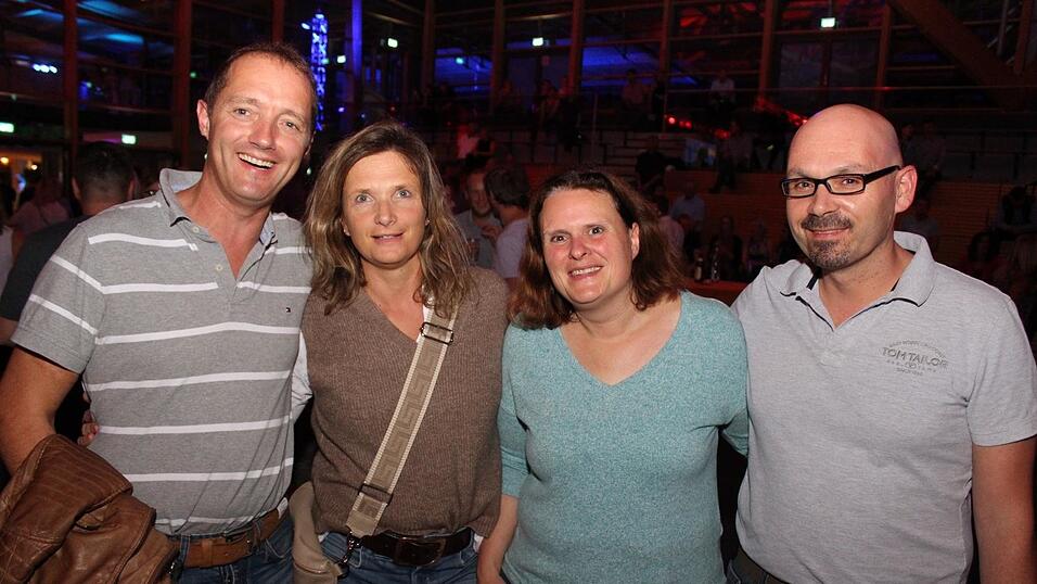 Auf der Eskara &Uuml;30-Party in Essenbach war wieder viel los.