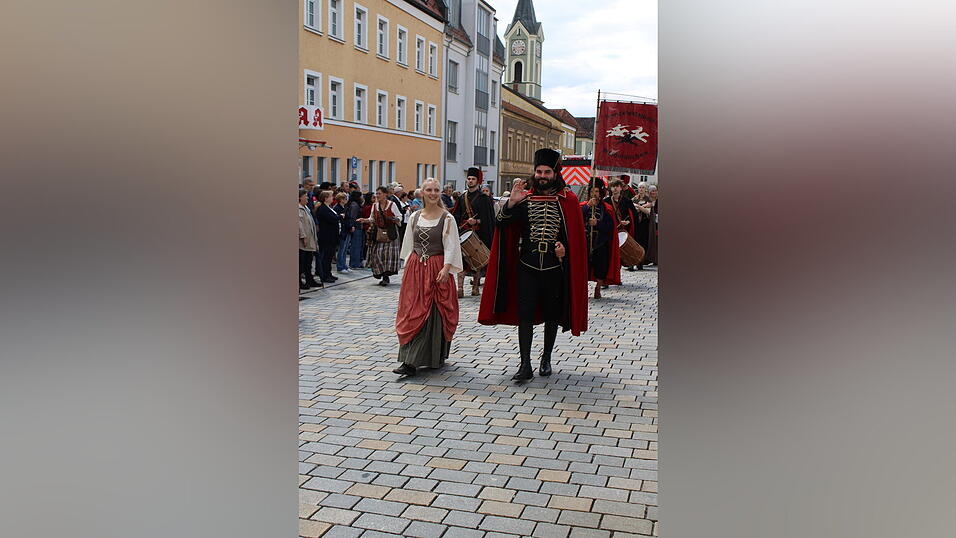 Das sind die sch&ouml;nsten Bilder vom Jubil&auml;umsfestzug.