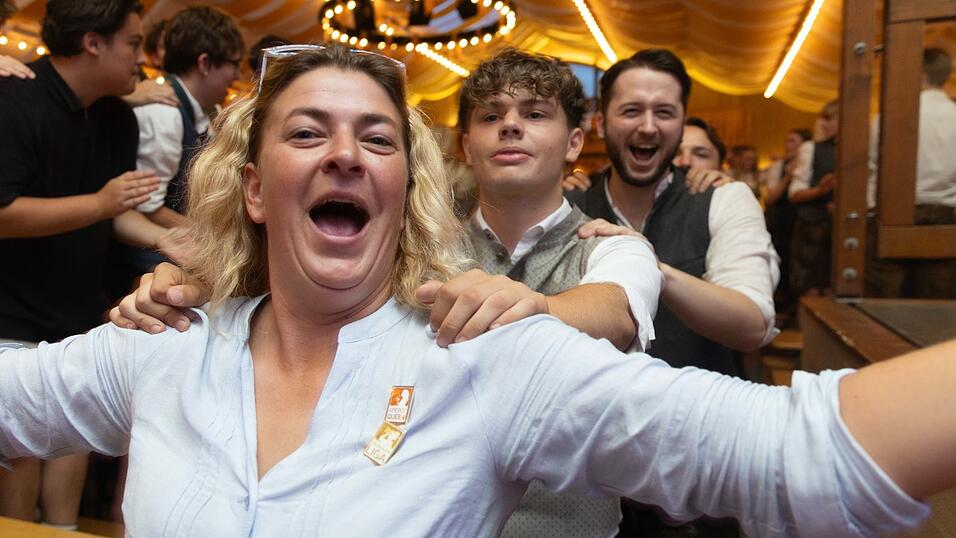 Die Partybilder vom Montag, 10. August, aus dem Festzelt Nothaft.