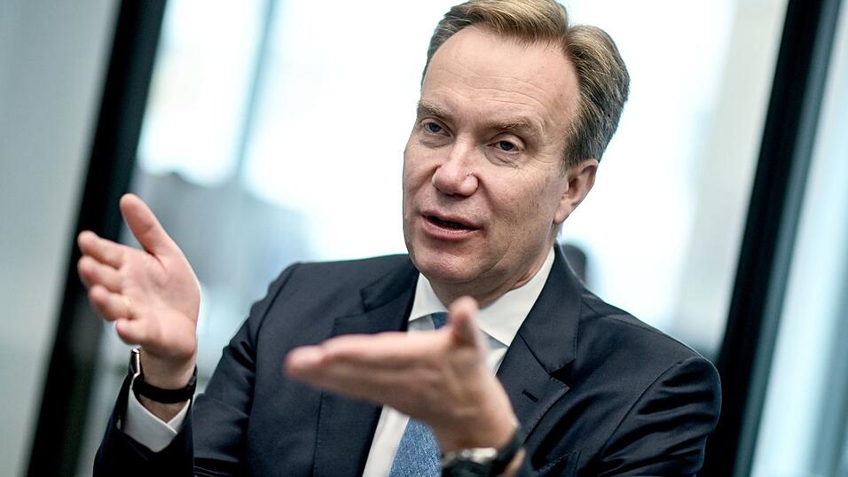 WEF-Präsident Brende: «Sorge, dass sich Blasen bilden könnten, sei es eine Krypto- oder eine KI-Blase.» (Archivbild) WEF-Präsident Brende: «Sorge, dass sich Blasen bilden könnten, sei es eine Krypto- oder eine KI-Blase.» (Archivbild)