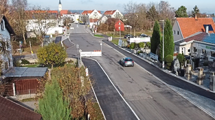 Die Bauarbeiten in der Rottenburger Straße in Ergolding nähern sich dem Abschluss. Die Bauarbeiten in der Rottenburger Straße in Ergolding nähern sich dem Abschluss.
