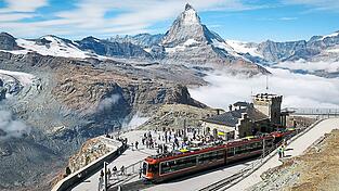 Die Grand Train Tour führt durch die schönsten Regionen der Schweiz - bis auf eine Höhe von 3.454 Metern. Die Grand Train Tour führt durch die schönsten Regionen der Schweiz - bis auf eine Höhe von 3.454 Metern.