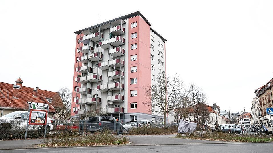 In diesem Haus starb die junge Frau. (Archivbild)