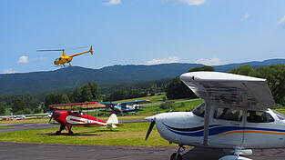 Zahlreiche Besucher drehten mit den Flugzeugen vor Ort eine Runde über dem Bayerischen Wald. Viel gab es auf den Rundflügen zu sehen.