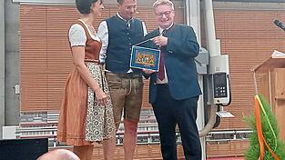 Irene und Michael Bergmüller mit MdL Josef Zellmeier.