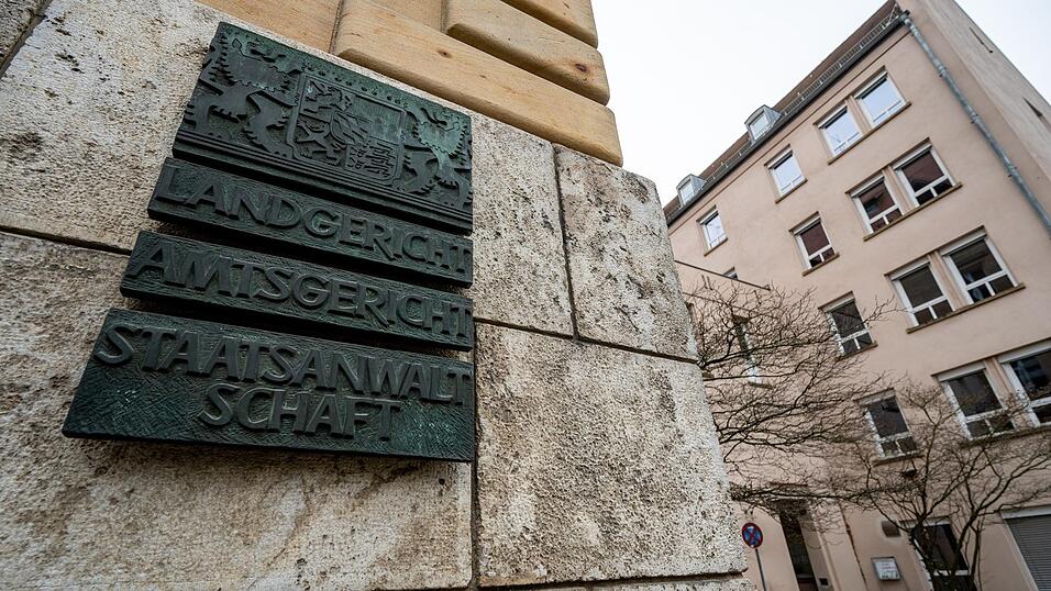 Am Landgericht Regensburg findet der Prozess nach dem Gewaltexzess von Straubing statt.