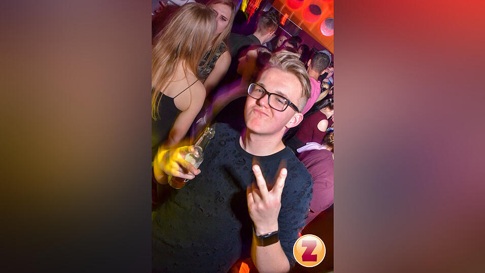 Im Caf&eacute; Zinnober war am Wochenende die H&ouml;lle los.