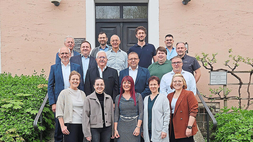 Der neue Falkensteiner Marktgemeinderat.