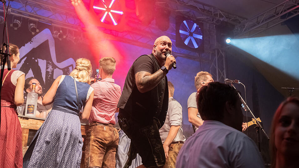 Die Partybilder vom Montag, 14. August 2023, aus dem Festzelt Reisinger. Die Partybilder vom Montag, 14. August 2023, aus dem Festzelt Reisinger.