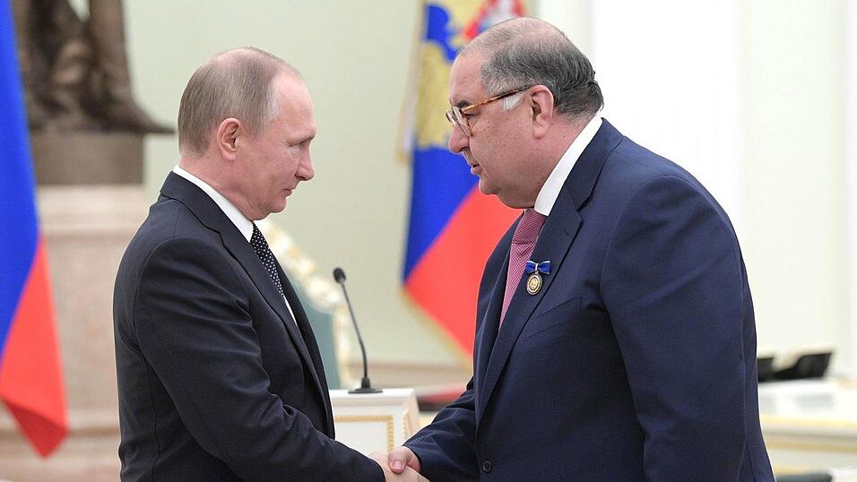 Alischer Usmanow wurde von der EU bislang als kremlfreundlicher Oligarch mit besonders engen Verbindungen zu Präsident Wladimir Putin bezeichnet. (Archivbild) Alischer Usmanow wurde von der EU bislang als kremlfreundlicher Oligarch mit besonders engen Verbindungen zu Präsident Wladimir Putin bezeichnet. (Archivbild)
