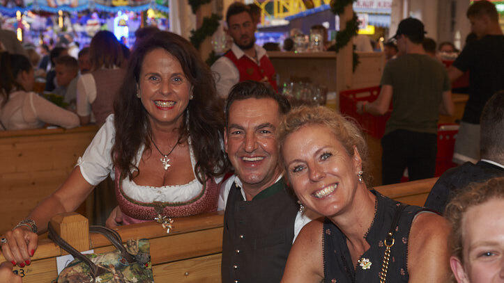 Die Partybilder vom Freitag, 12. August 2022, aus dem Festzelt Lechner.