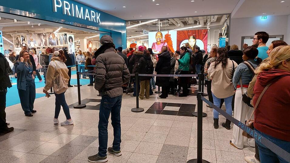 Primark im DEZ hat eröffnet.