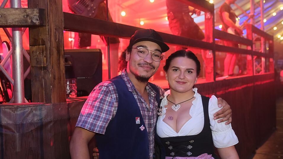 Die Partybilder vom Dienstag, 15. August 2023, aus dem Festzelt Wenisch. Die Partybilder vom Dienstag, 15. August 2023, aus dem Festzelt Wenisch.