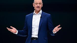 Siemens-Chef Roland Busch investiert in Frankfurt und Offenbach. (Archivbild) Siemens-Chef Roland Busch investiert in Frankfurt und Offenbach. (Archivbild)