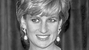 Prinz Harry und Prinz William enthüllen an diesem Donnerstag eine Statue ihrer Mutter. Prinz Harry und Prinz William enthüllen an diesem Donnerstag eine Statue ihrer Mutter.