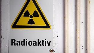 Die Frage, wo der radioaktive Müll der Atomkraftwerke gelagert werden soll, sorgt immer wieder für Zwist. (Archivbild)