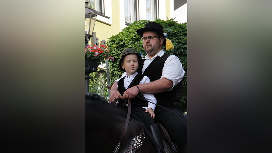 613 Jahre Kötztinger Pfingstritt 613 Jahre Kötztinger Pfingstritt