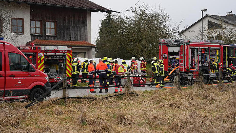 Bei einem Garagenbrand in Moos ist am Montag eine Person ums Leben gekommen.&nbsp;