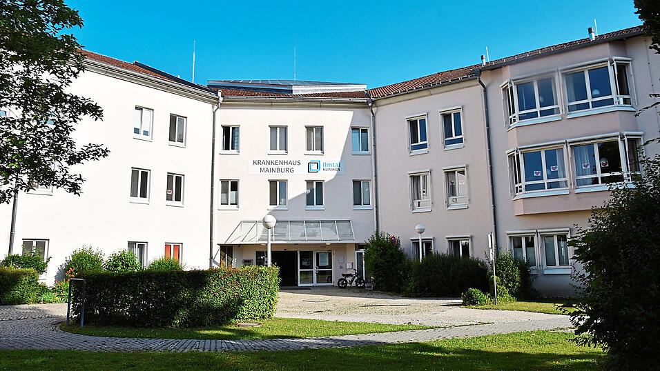 Viel Schatten und viele Fragen: Die neue Krankenhaus-Form soll für die Ilmtalklinik Mainburg eine wohnortnahe und bedarfsgerechte medizinische Versorgung für die Menschen sicherstellen, sagt Landrat Martin Neumeyer. Viel Schatten und viele Fragen: Die neue Krankenhaus-Form soll für die Ilmtalklinik Mainburg eine wohnortnahe und bedarfsgerechte medizinische Versorgung für die Menschen sicherstellen, sagt Landrat Martin Neumeyer.