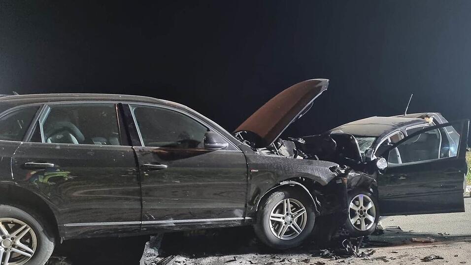 Vor elf Monaten kamen bei einem Unfall nahe Mitterfels zwei Menschen ums Leben. Vor elf Monaten kamen bei einem Unfall nahe Mitterfels zwei Menschen ums Leben.