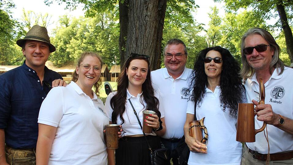 Am 17. Juni fand in Landshut die zweite Wiesenprobe für die Landshuter Hochzeit statt. Am 17. Juni fand in Landshut die zweite Wiesenprobe für die Landshuter Hochzeit statt.
