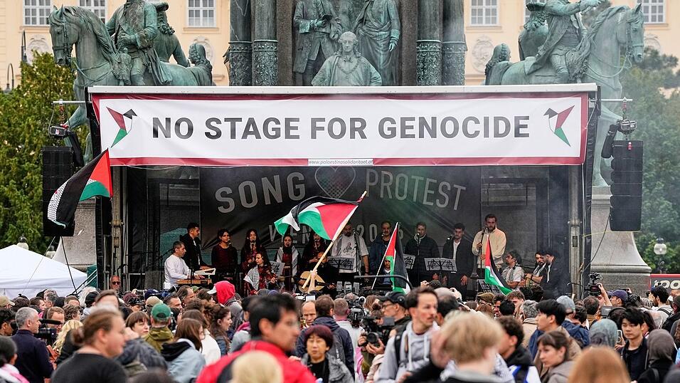 Eine propalästinensische Protestaktion richtete sich gegen die Teilnahme Israels am ESC Eine propalästinensische Protestaktion richtete sich gegen die Teilnahme Israels am ESC