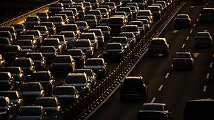 China gilt als der weltgrößte Automarkt. (Symbolbild) China gilt als der weltgrößte Automarkt. (Symbolbild)