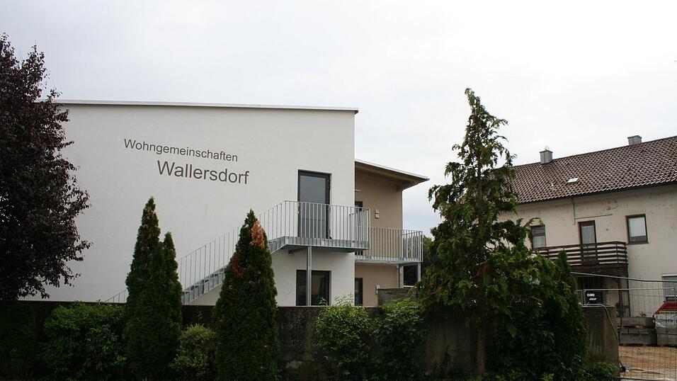 Die Fertigstellung im Außenbereich liegt im Zeitplan. Die Fertigstellung im Außenbereich liegt im Zeitplan.