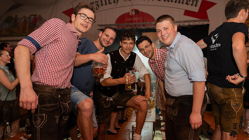 Die Partybilder vom Samstag, 19. August 2023, aus dem Festzelt Greindl. Die Partybilder vom Samstag, 19. August 2023, aus dem Festzelt Greindl.