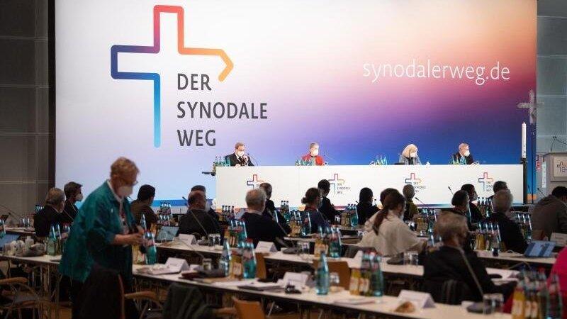Die Dritte Synodalversammlung der deutschen Katholiken soll konkrete Reformen bringen. Die Dritte Synodalversammlung der deutschen Katholiken soll konkrete Reformen bringen.