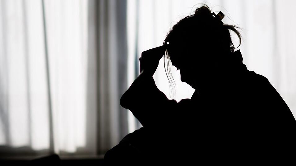 Nur noch 40 Prozent der Menschen in Deutschland haben einer Umfrage zufolge positive Erwartungen für die eigene Zukunft. (Symbolbild)