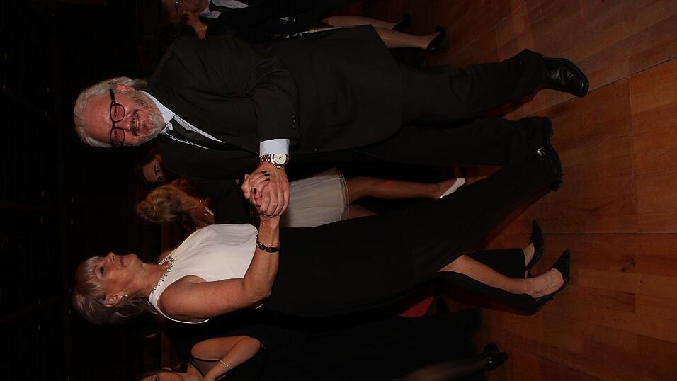 Die Bilder vom Abschlussball der Tanzschule Seidel in der Fraunhofer-Halle am 28. November. Die Bilder vom Abschlussball der Tanzschule Seidel in der Fraunhofer-Halle am 28. November.