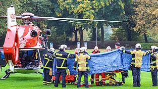 Mit einem Rettungshubschrauber war Iris Stalzer mit lebensgefährlichen Verletzungen in ein Krankenhaus geflogen worden. (Archivbild)