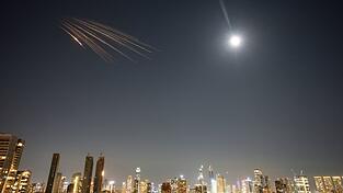 Israel wird vom Iran aus weiterhin mit Raketen beschossen.