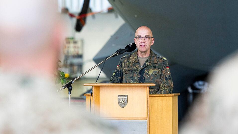 Generalleutnant Katz w&uuml;rdigte den Einsatz der deutschen Kr&auml;fte im Irak.