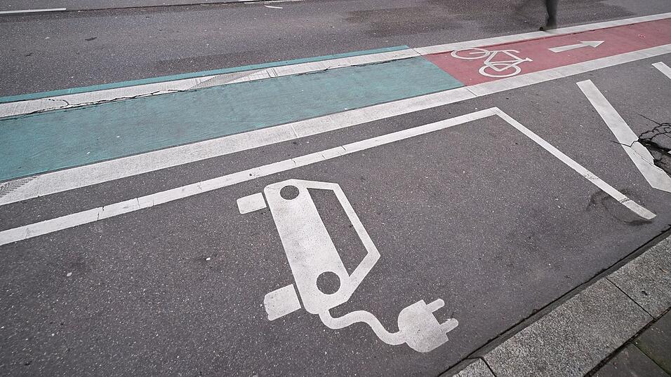 Autobauer wehren sich gegen EU-Sonderzölle. (Archivbild) Autobauer wehren sich gegen EU-Sonderzölle. (Archivbild)